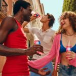 Guaraná Jesus faz 99 anos Créditos Solar Coca-Cola por agência Tango